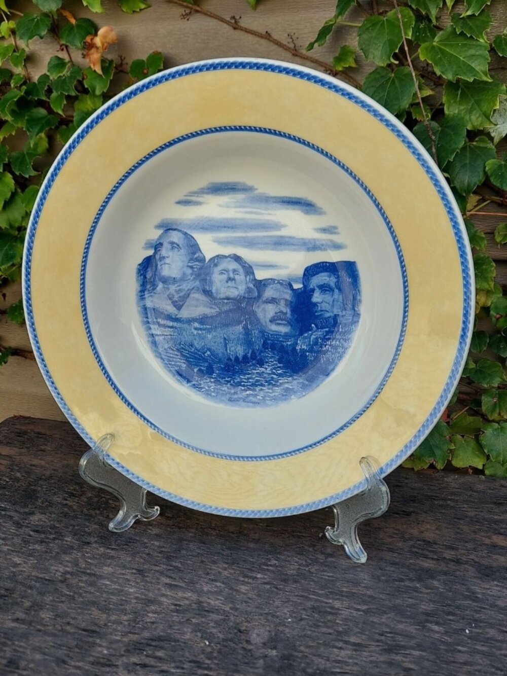 Churchill American Heritage Pasta Bowl 11 3/8" Mount Rushmore Design